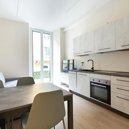 Lägenhet Repubblica Modern Flat